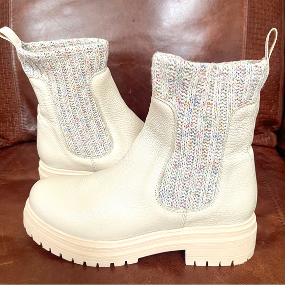 Anthropology Chelsea Leather Boots With Knit Design Detail Cream Color - Picture 3 of 9